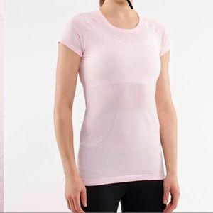 Lululemon Swiftly Tech Short Sleeve - Size 4
